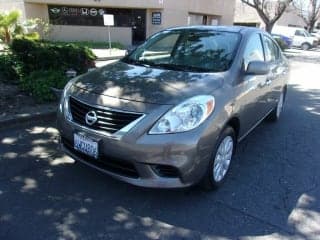 Nissan 2012 Versa