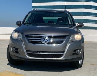 Volkswagen 2009 Tiguan