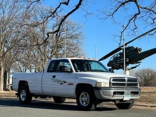 Dodge 2000 Ram Pickup 2500