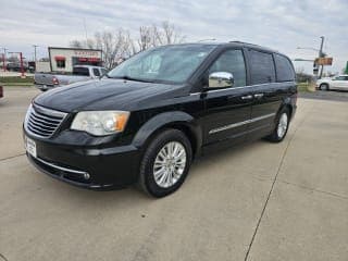 Chrysler 2012 Town and Country