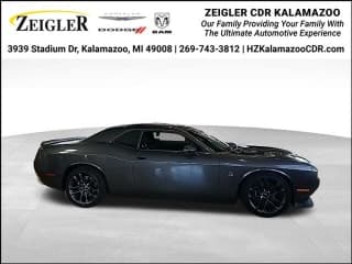 Dodge 2021 Challenger