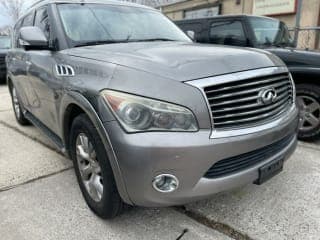 Infiniti 2012 QX56