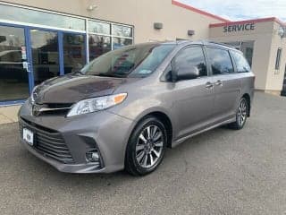 Toyota 2019 Sienna