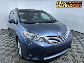 Toyota 2015 Sienna