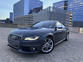 Audi 2011 S4