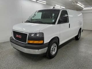 GMC 2021 Savana