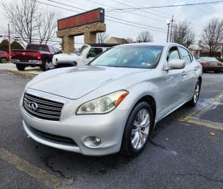 Infiniti 2011 M37