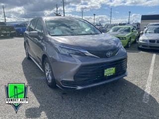 Toyota 2021 Sienna