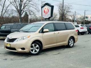 Toyota 2012 Sienna