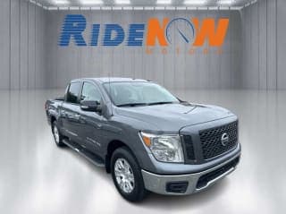 Nissan 2019 Titan