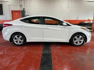 Hyundai 2013 Elantra