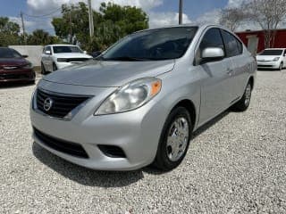 Nissan 2013 Versa