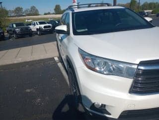 Toyota 2016 Highlander