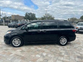 Toyota 2016 Sienna