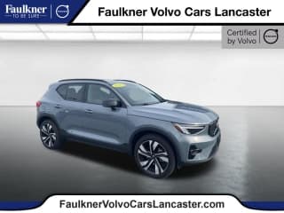 Volvo 2023 XC40