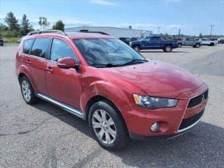 Mitsubishi 2013 Outlander