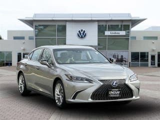 Lexus 2021 ES 300h