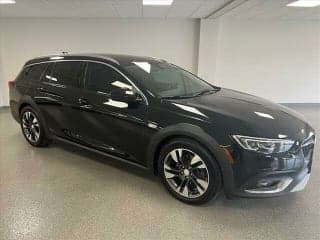 Buick 2018 Regal TourX