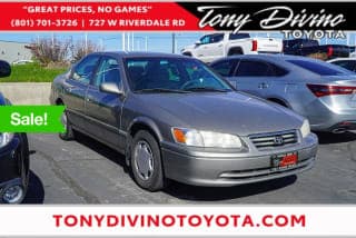 Toyota 2000 Camry