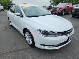 Chrysler 2016 200