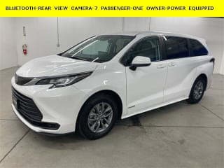 Toyota 2021 Sienna