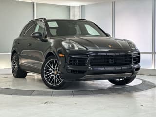 Porsche 2022 Cayenne