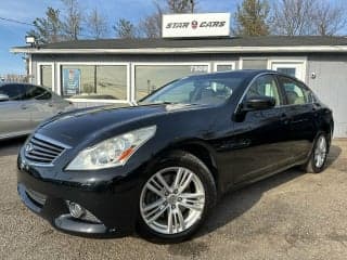 Infiniti 2011 G37