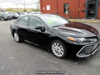 Toyota 2021 Camry