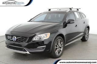 Volvo 2017 V60 Cross Country