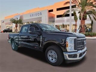 Ford 2023 F-350