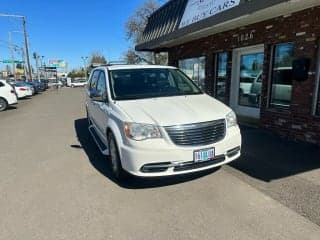 Chrysler 2011 Town and Country