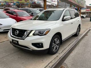 Nissan 2017 Pathfinder