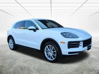 Porsche 2024 Cayenne