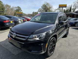 Volkswagen 2015 Tiguan