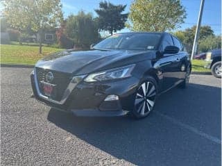 Nissan 2021 Altima