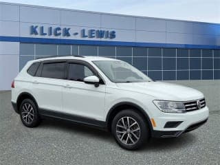 Volkswagen 2020 Tiguan