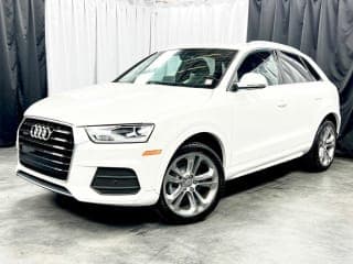 Audi 2016 Q3