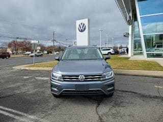 Volkswagen 2020 Tiguan