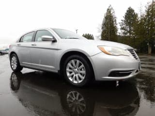 Chrysler 2011 200