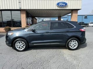 Ford 2022 Edge