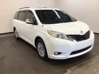 Toyota 2011 Sienna