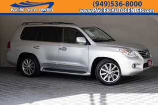 Lexus 2011 LX 570