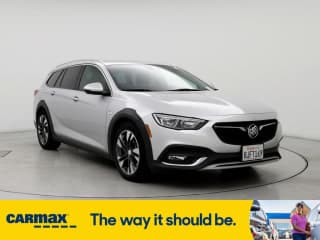 Buick 2018 Regal TourX