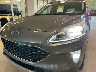 Ford 2021 Escape Hybrid