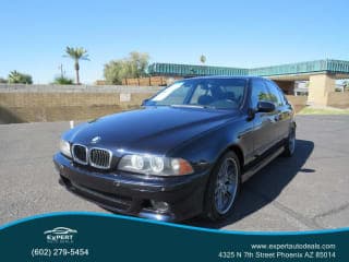 BMW 2002 M5
