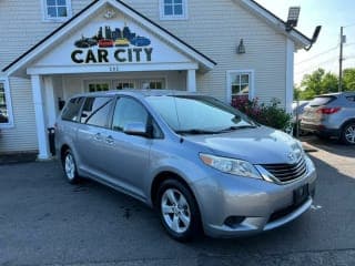 Toyota 2012 Sienna