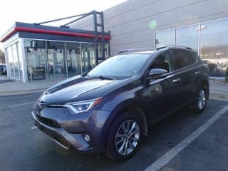 Toyota 2017 RAV4