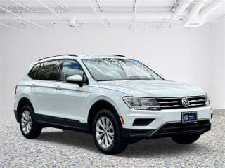 Volkswagen 2020 Tiguan