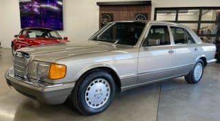 Mercedes-Benz 1990 300-Class