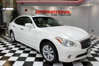 Infiniti 2011 M37